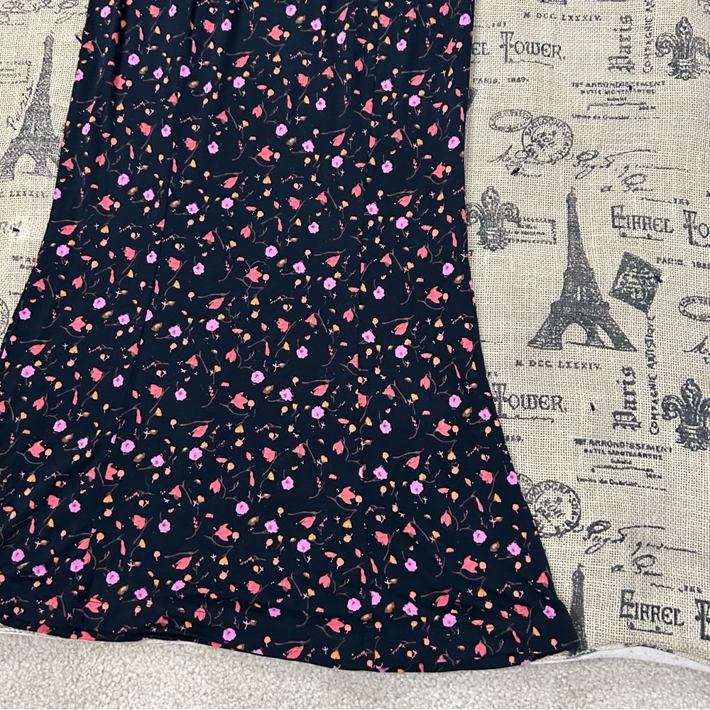 Free People NWOT! Black Pink Floral Puff Sleeve Crew Neck  Midi Stretch Dress - Picture 14 of 16